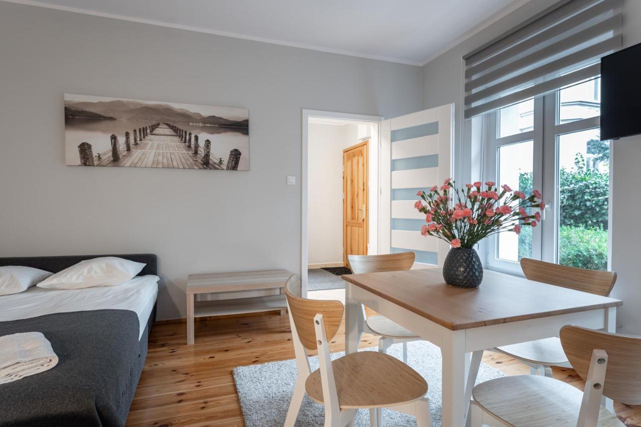 Sopot Host Garden Apartment Bagian luar foto